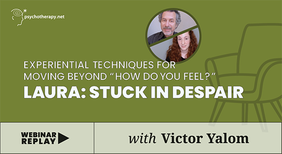 Erfahrungstechniken, um über das „Wie fühlst du dich?“ hinauszugehen - Laura: In Verzweiflung stecken geblieben