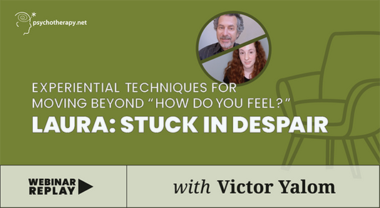 Erfahrungstechniken, um über das „Wie fühlst du dich?“ hinauszugehen - Laura: In Verzweiflung stecken geblieben